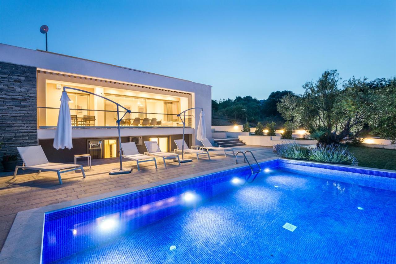 Afisia Villas 사르티 외부 사진